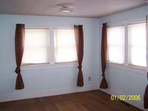 5th image of 408 N High St