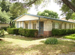 2651 W Mistletoe Ave, San Antonio, TX 78228