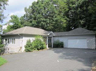 707 Hunting Hills Ln, Boone, NC 28607