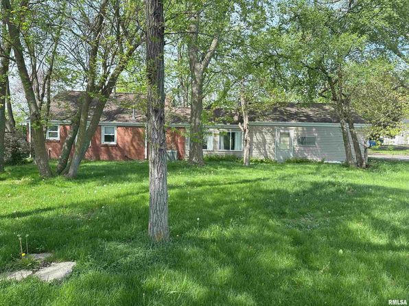 100 Theodore St, Washington, IL 61571