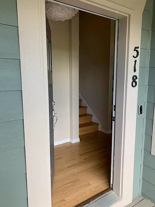 4 bed, 3.5 bath, 1907 sqft, $3,050 — Photo 3