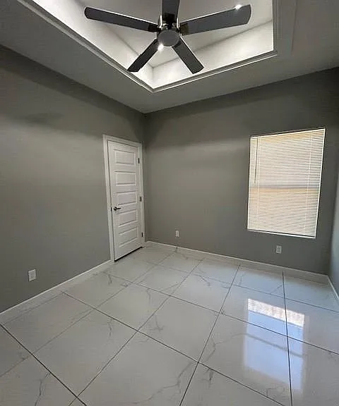 1122 Country Club Dr #4 — Photo 17