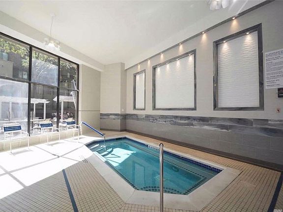 3rd image of 2 Bay Club Dr APT 9O