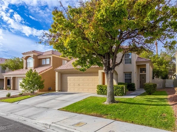 9573 World Cup Dr, Las Vegas, NV 89117