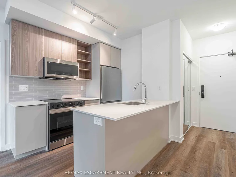 2075 Lakeshore Rd #416 — Photo 5