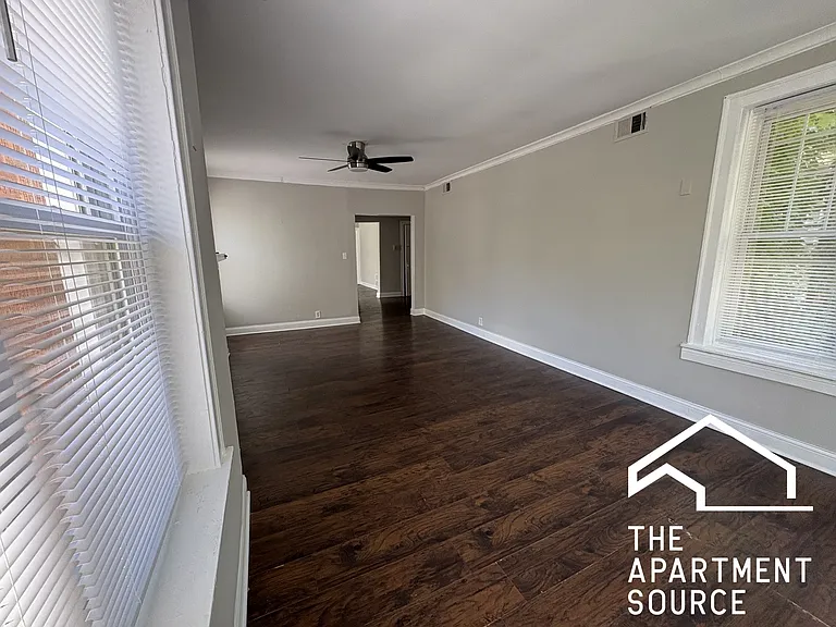 6300 N Oakley Ave #1 — Photo 6