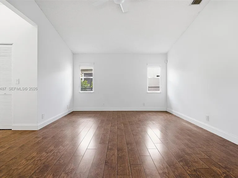 10633 NW 32nd Ct — Photo 15