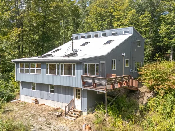 94 Brown Hill Road, Bow, NH 03304