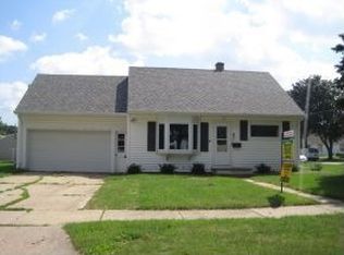 831 W Frances St, Appleton, WI 54914