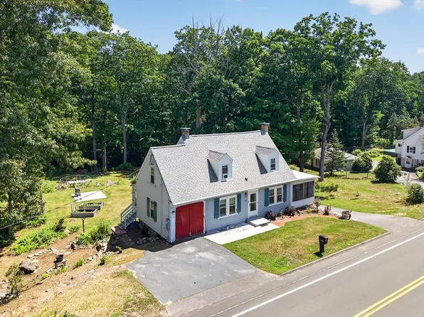 755 Rindge Rd, Fitchburg, MA 01420