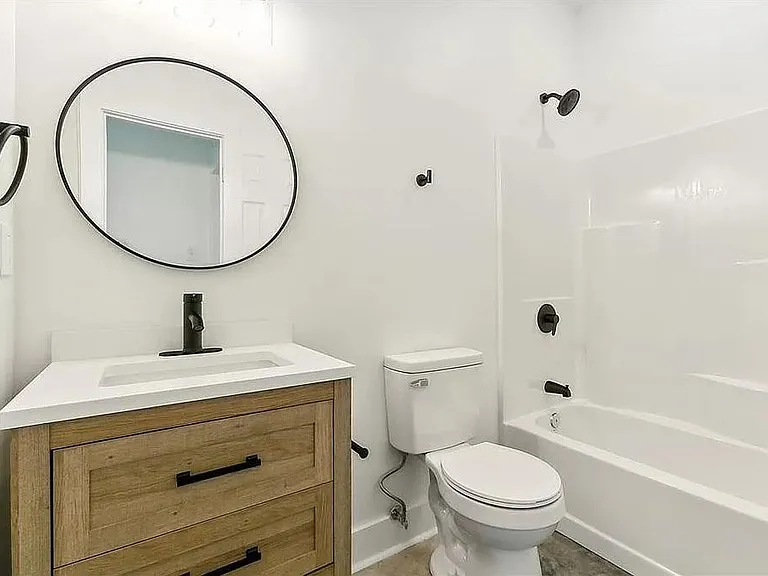 310 Riess Pl — Photo 9