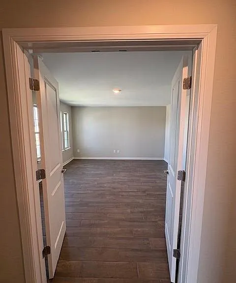 1404 E Sonador Dr S — Photo 7