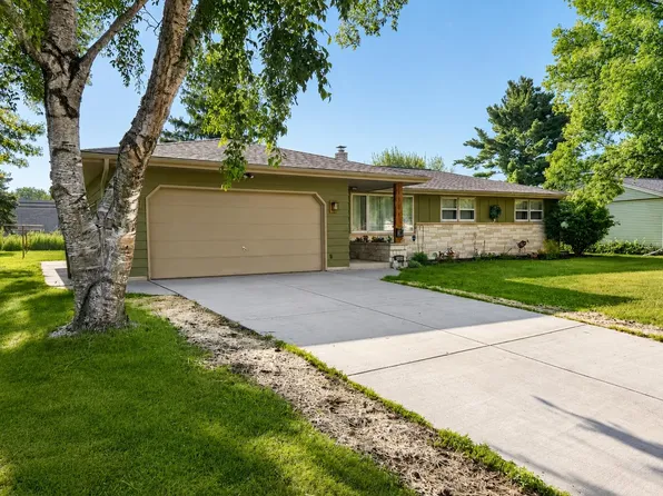 1164 Ontario Dr, Janesville, WI 53545