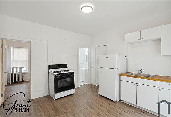 4th image of 4224 Lois St APT 1F