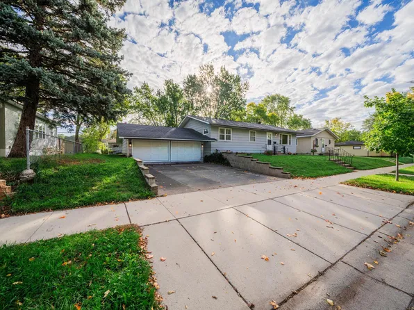 424 24th Ave N, Saint Cloud, MN 56303