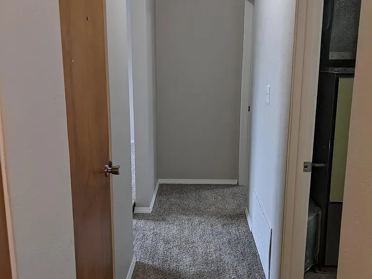 8 Rosewood Ln — Photo 9