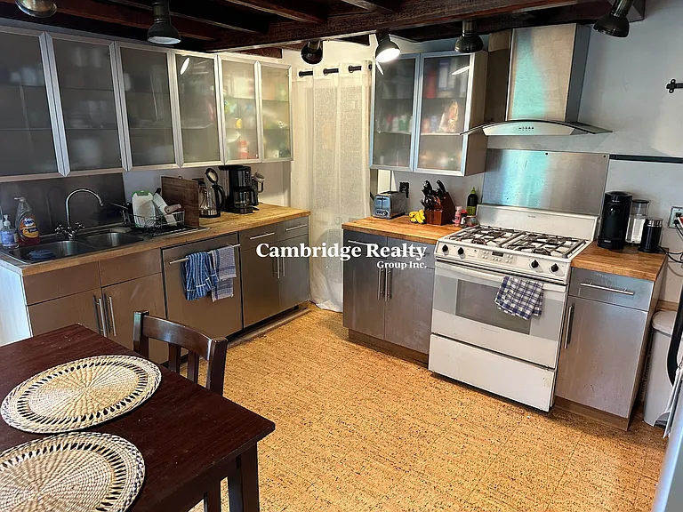 20 Tremont St #2A — Photo 3