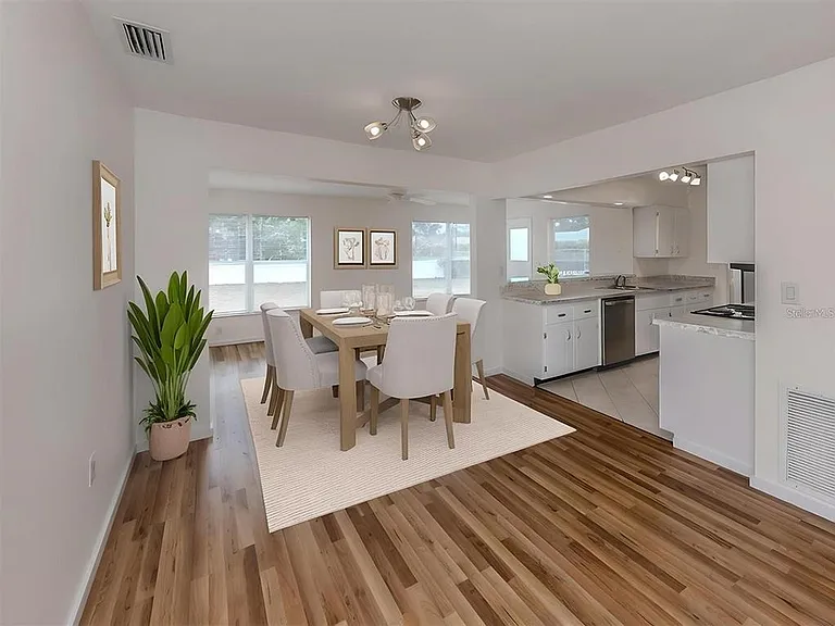 1215 Mango Ave — Photo 6