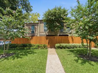 4629 Wild Indigo St APT 581, Houston, TX 77027