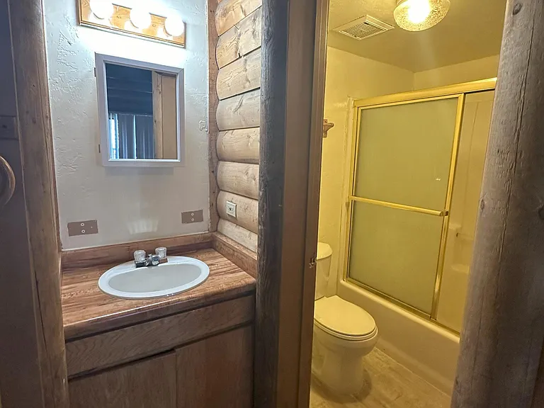 310 E White Mountain Blvd #2 — Photo 10