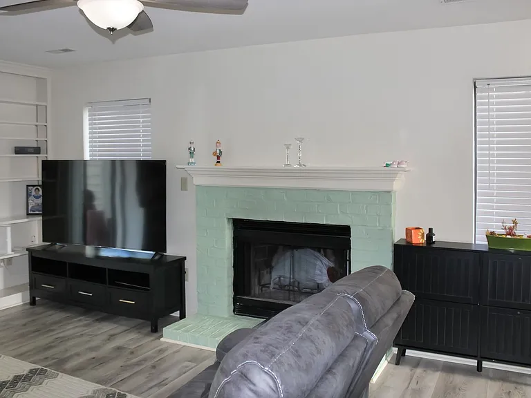 1057 Highlands Dr — Photo 5