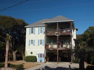 108 Ocean Oaks Dr, Emerald Isle, NC 28594