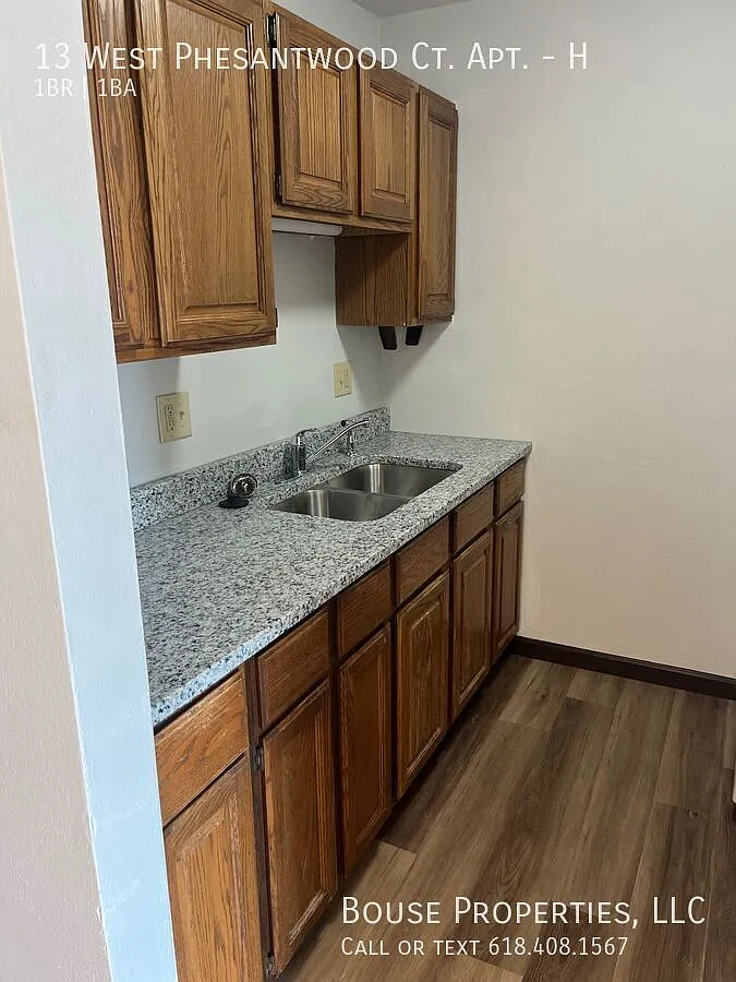 Bouse Apartment Homes — Photo 4