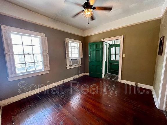 3rd image of 619 Saint Philip St APT 1