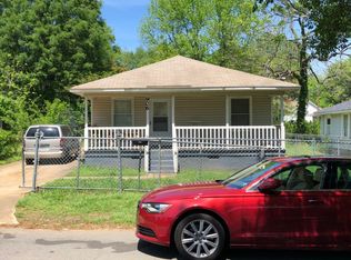 906 Cantwell St, Charlotte, NC 28208