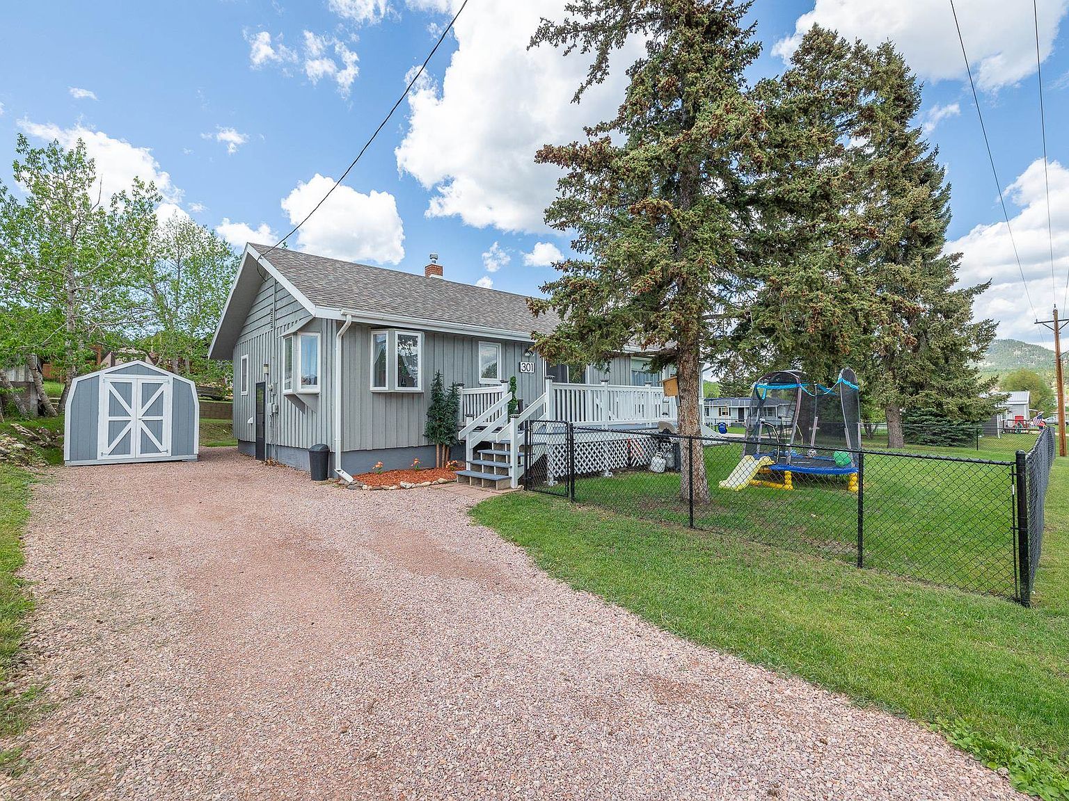 301 S 11th St, Custer, SD 57730 Zillow