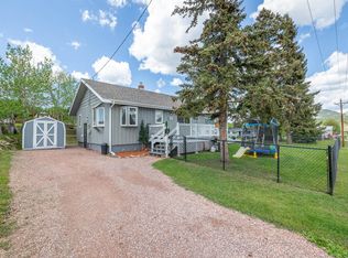 301 S 11th St, Custer, SD 57730