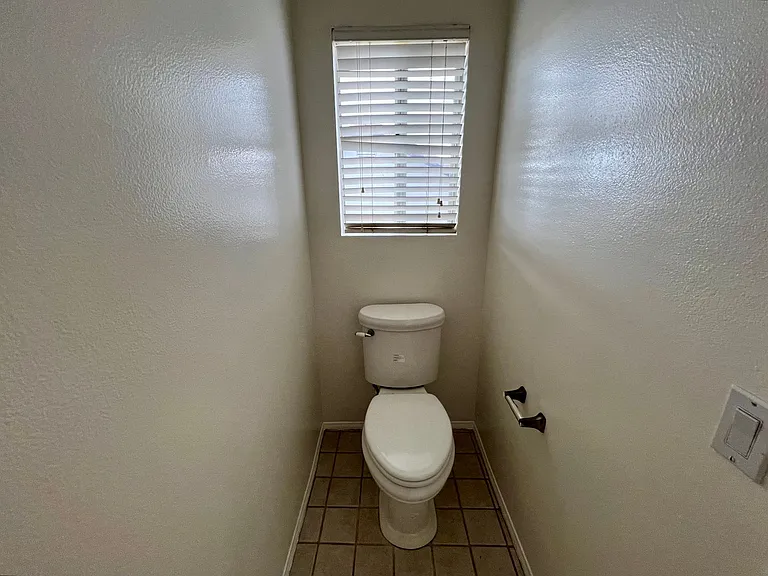 13940 Annandale Ln — Photo 22