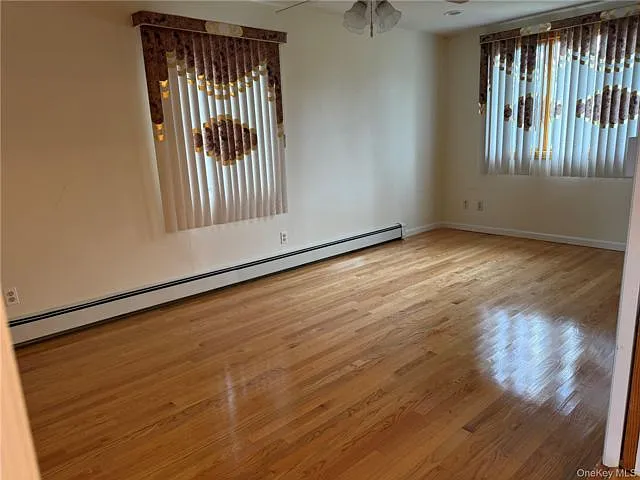 3 bed, 2.0 bath, 1800 sqft, $5,000 — Photo 2