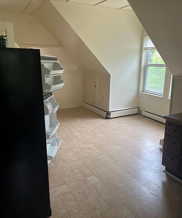 55 Roxbury Rd FLOOR 3, Mexico, ME 04257 Zillow