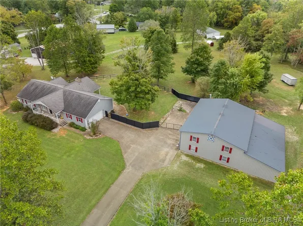 7332 Abbey Woods Drive NE, New Salisbury, IN 47161