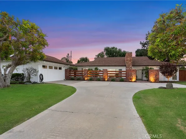 1072 Charwood Ln, Santa Ana, CA 92705