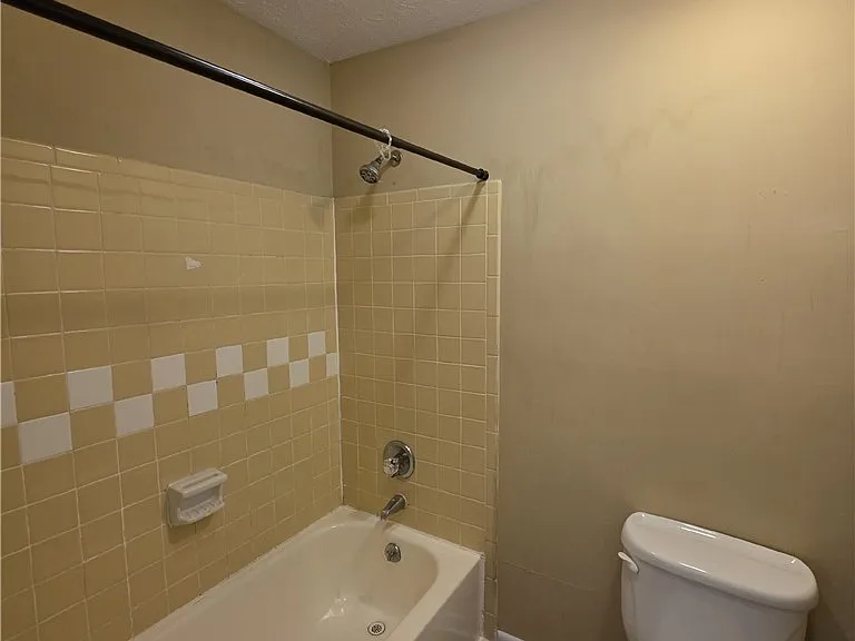 7172 Evanston St — Photo 17