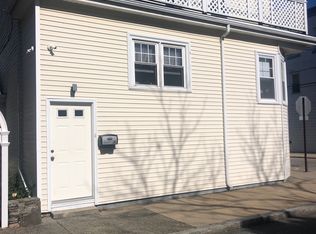 24 Atlantic St, Newport, RI 02840