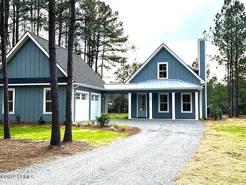 581 Founders Oak Way Photo 1