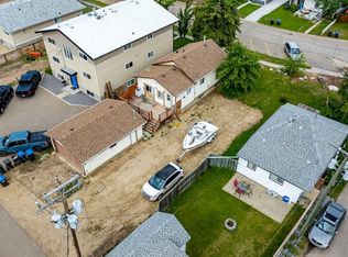 5018 49th St, Sylvan Lake, AB T4S 1C6