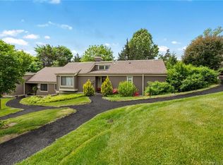 232 Heritage Vlg #B, Southbury, CT 06488
