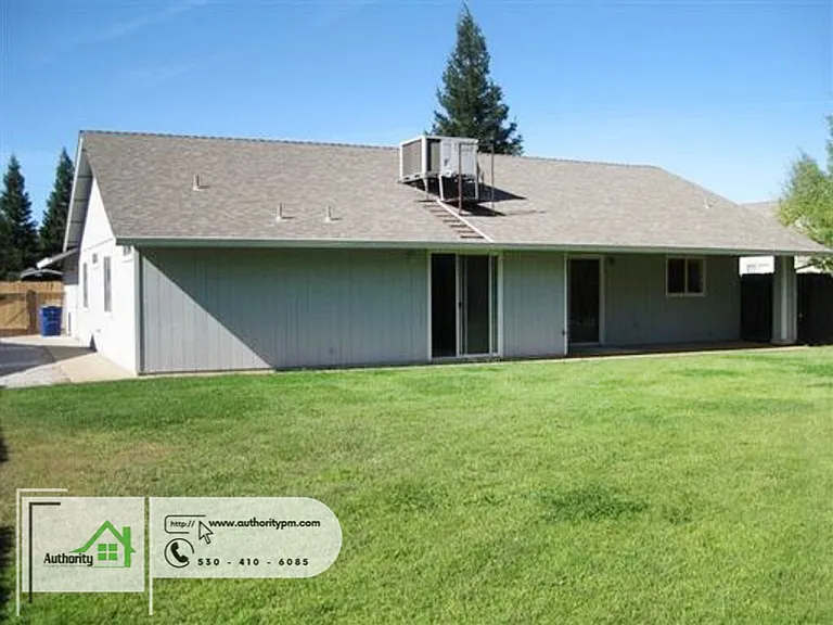 3323 Forest Homes Dr — Photo 18