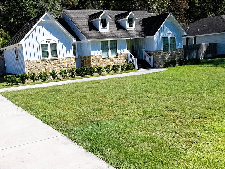 17023 Lexington Dr — Photo 22