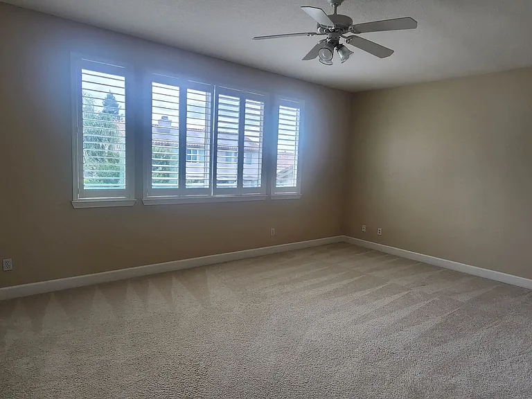 9736 Country Falls Ln — Photo 17