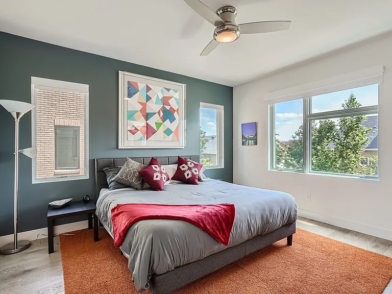 3111 Bluff St — Photo 3