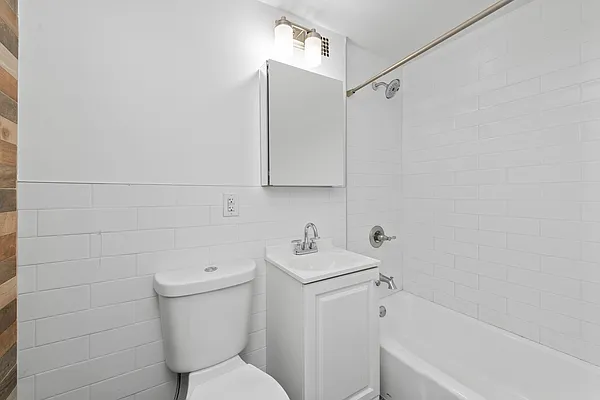 Rented by Oxford Property Group | media 4