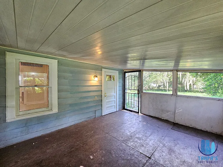 2441 E Magnolia St — Photo 13