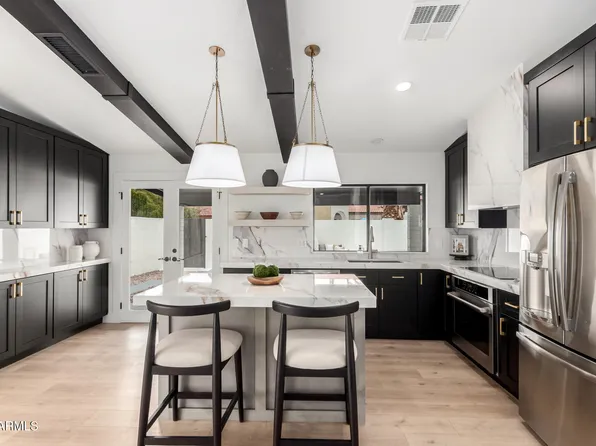 1971 E SUNBURST Lane, Tempe, AZ 85284