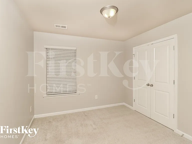 201 Southwind Cir — Photo 14