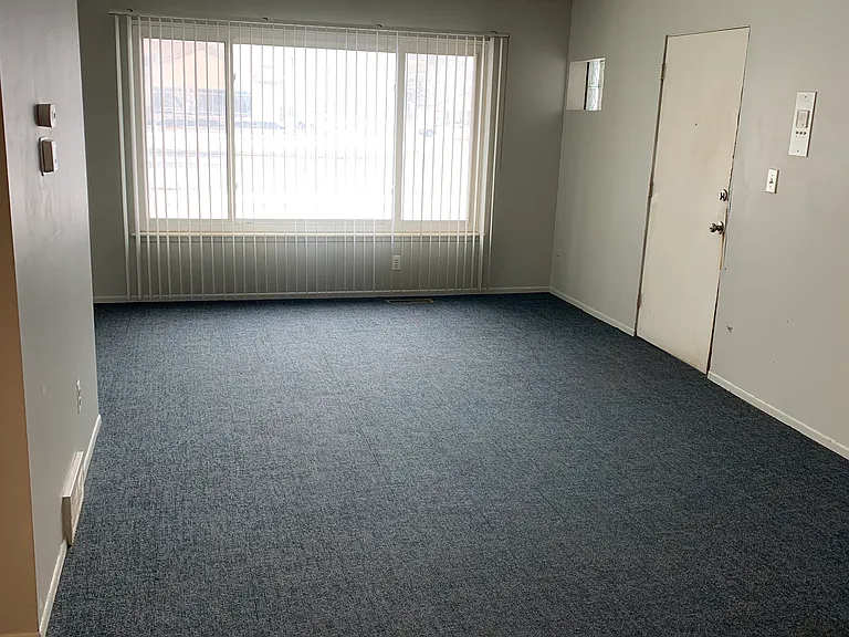25835 Lahser Rd #6 — Photo 3